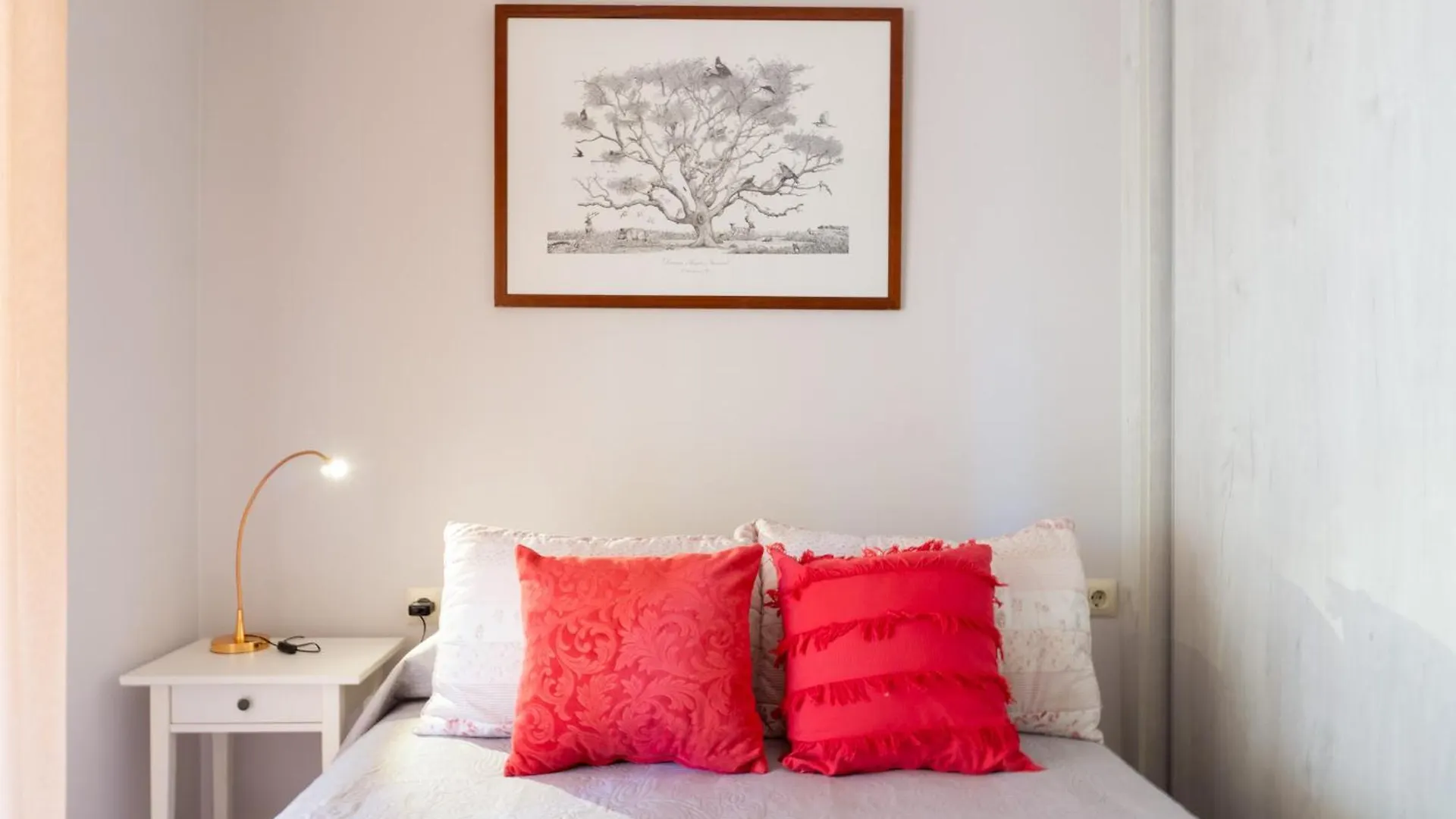 Apartamento Con Parking Cerca Del Centro Malaga 0*,  Spain
