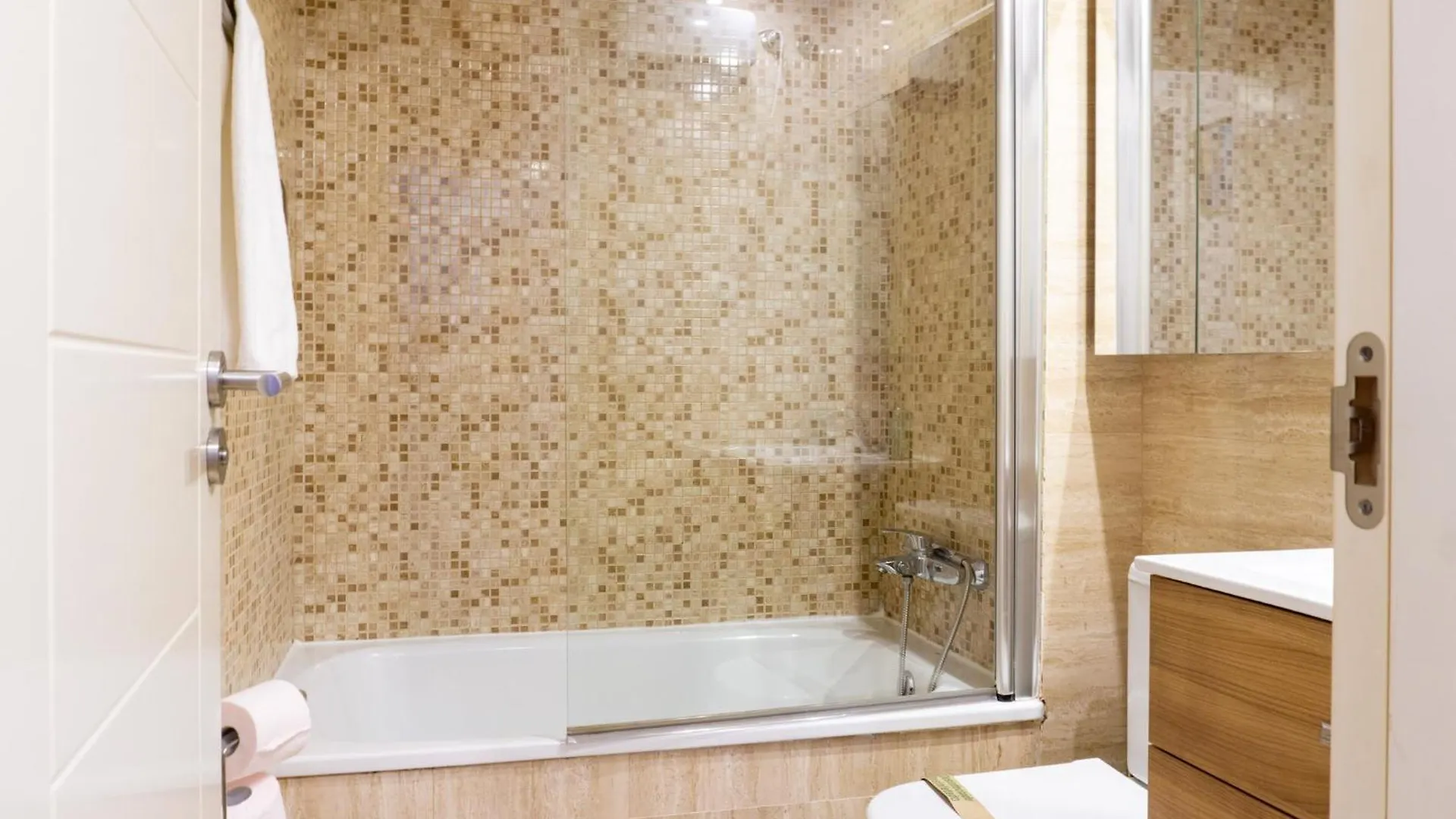 Apartamento Con Parking Cerca Del Centro Málaga Appartamento
